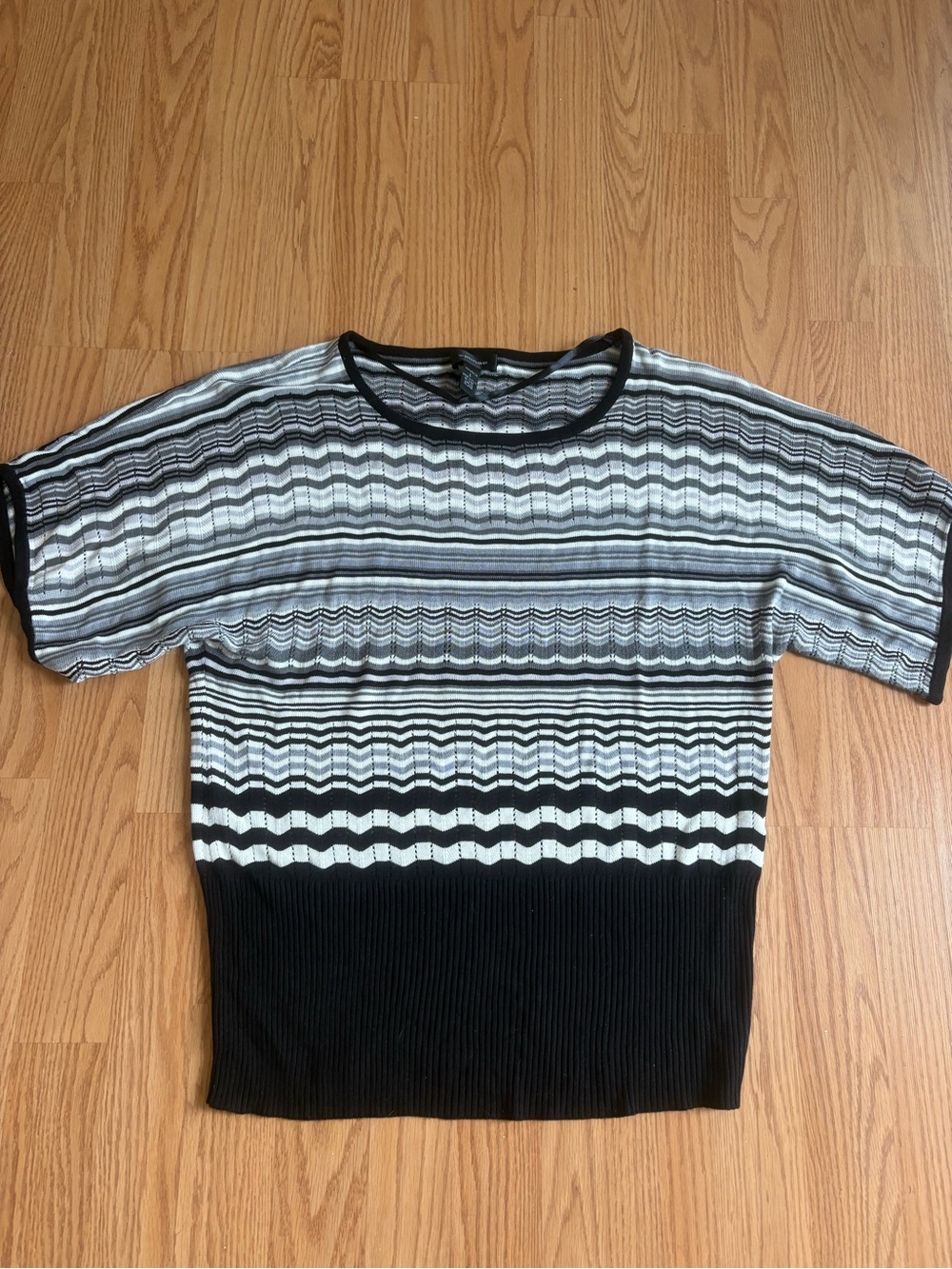 Spense Black & White Striped Short-Sleeve Knit Top